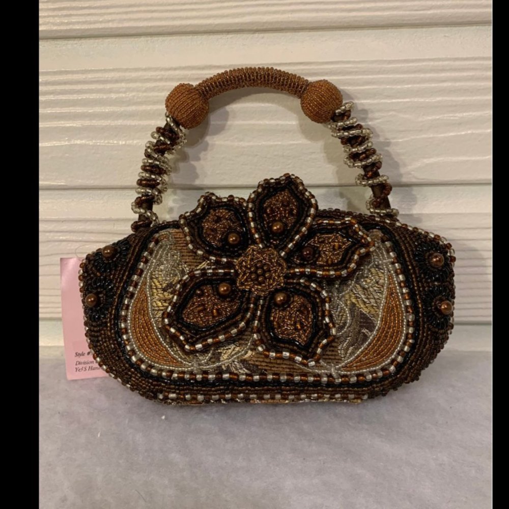 Mary Frances Prezzo Purse